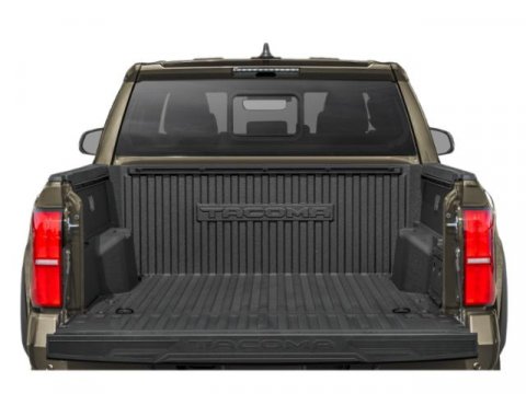 Vehicle image 13 of 18