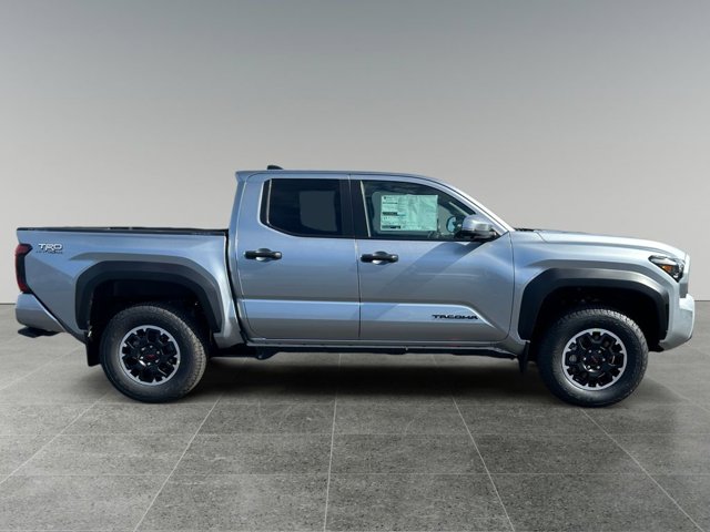 Vehicle image 4 of 37