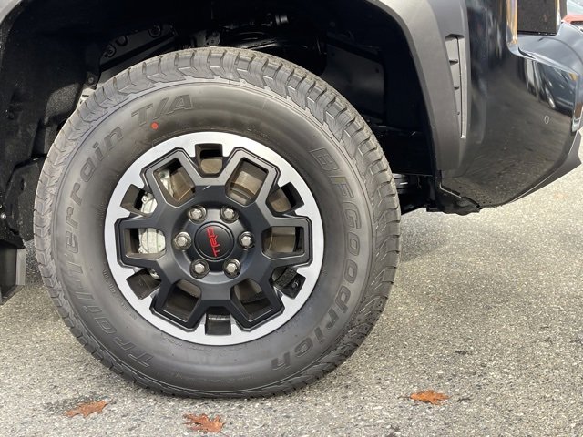 Vehicle image 7 of 32
