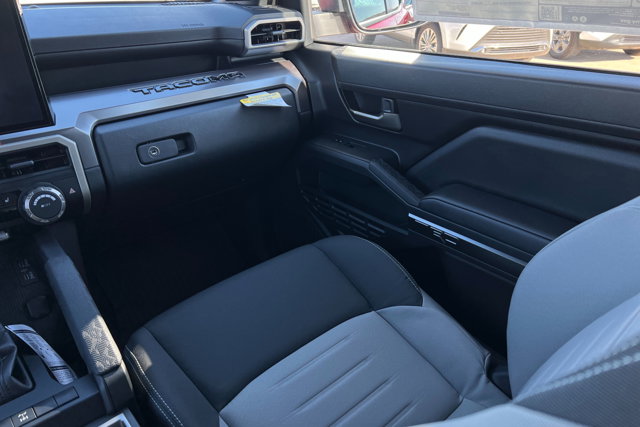 Vehicle image 10 of 24