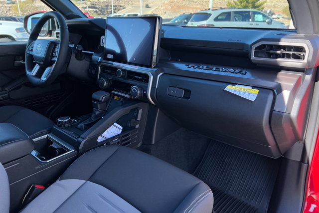 Vehicle image 23 of 24