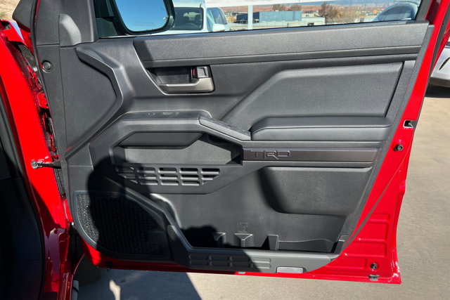 Vehicle image 22 of 24