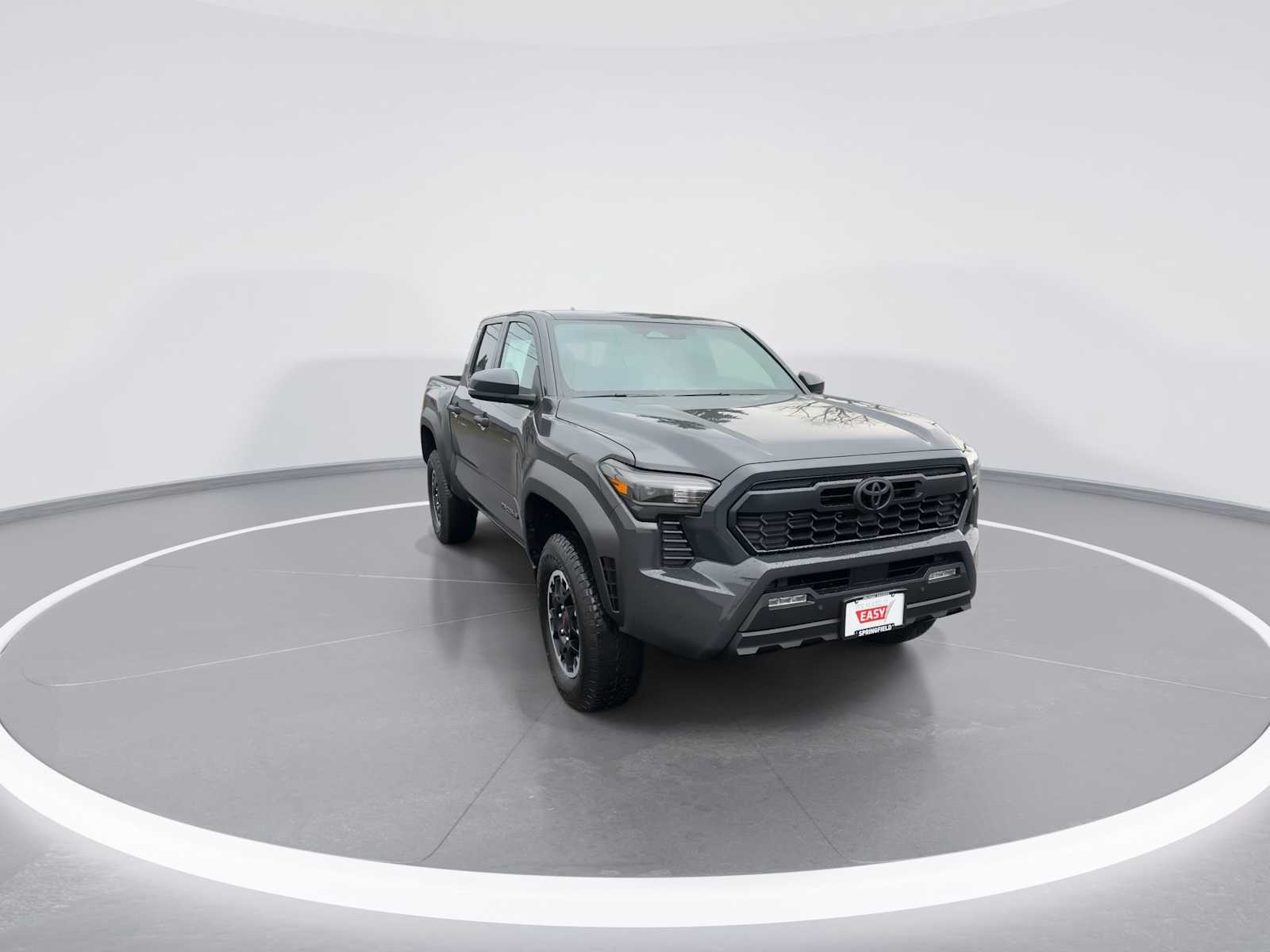Vehicle image 2 of 32