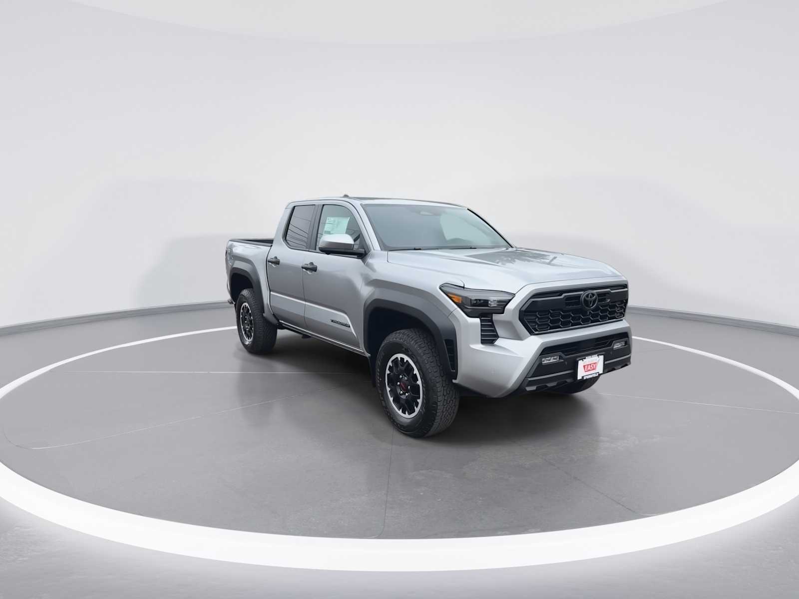 Vehicle image 2 of 32