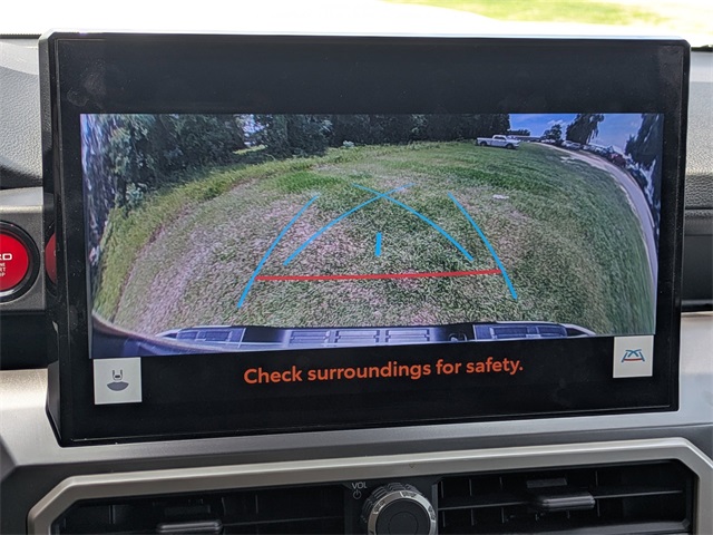 Vehicle image 21 of 34