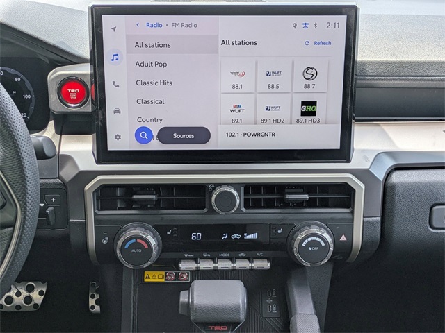 Vehicle image 20 of 34