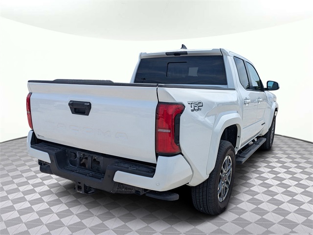 Vehicle image 6 of 34