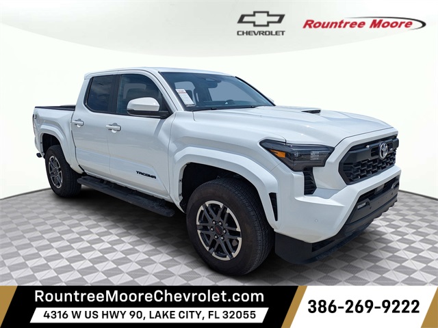 Vehicle image 4 of 34