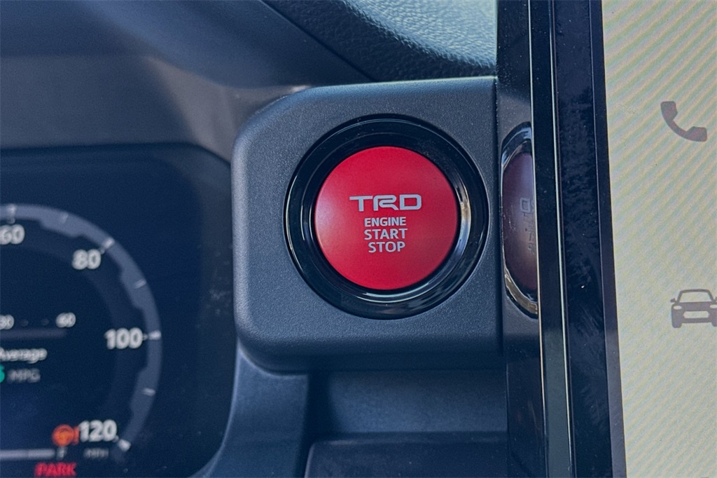 Vehicle image 18 of 23