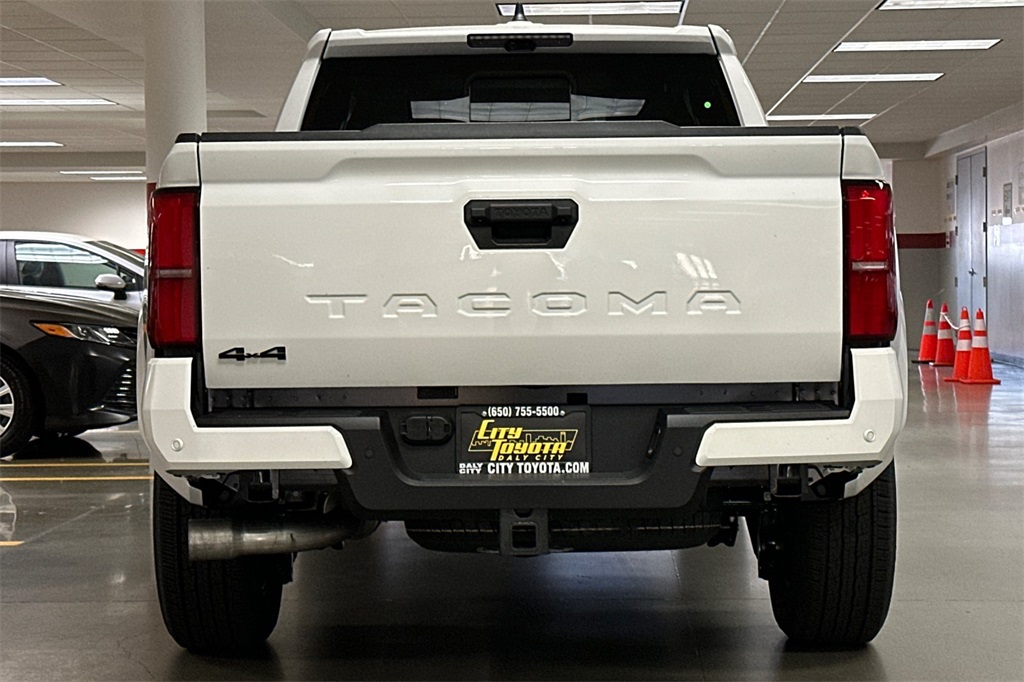 Vehicle image 5 of 23