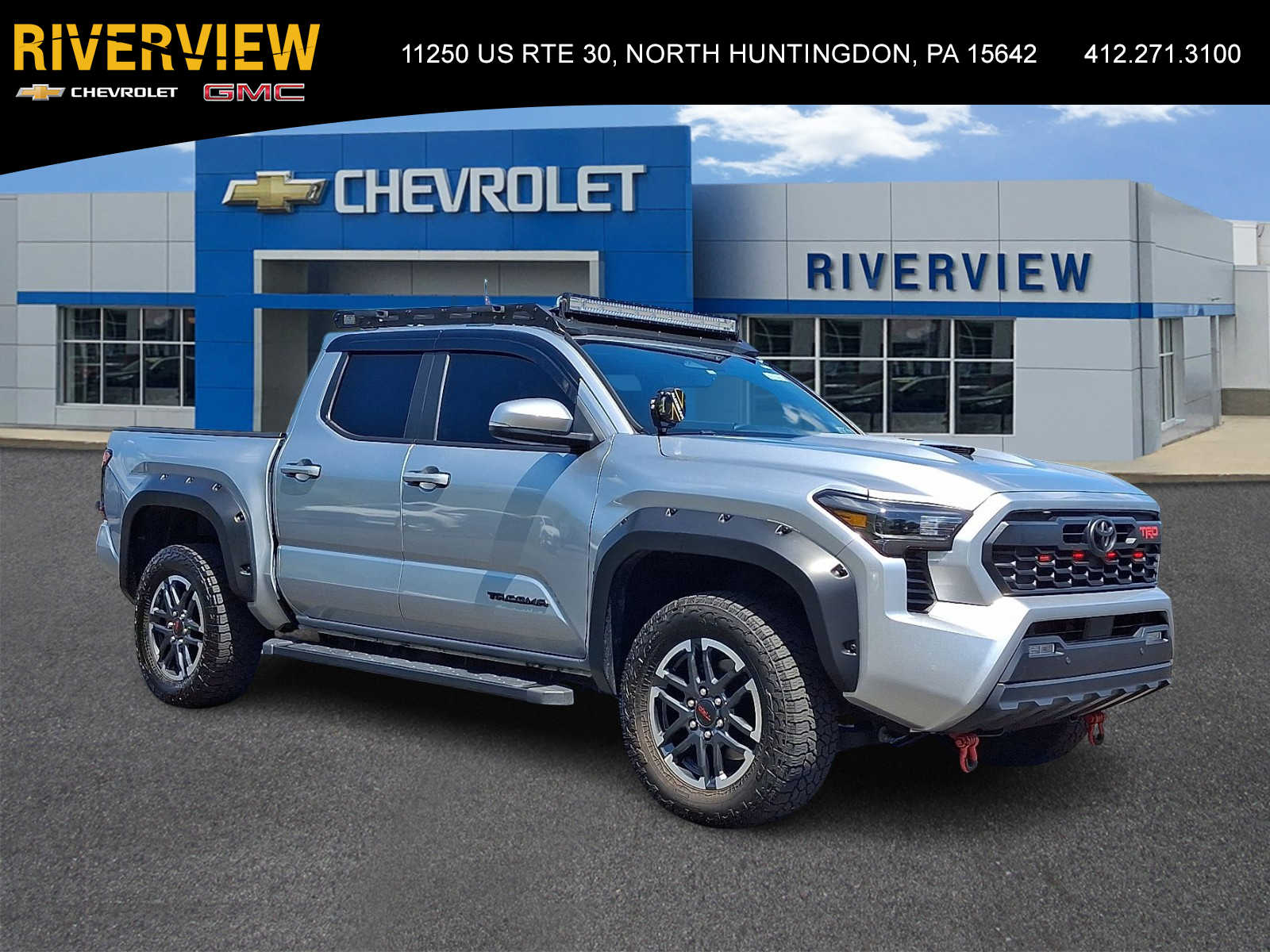 2024 Toyota Tacoma TRD Sport Image 3 of 30