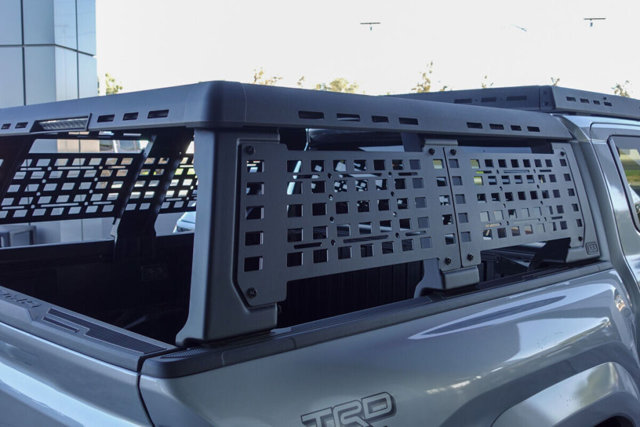 Vehicle image 5 of 21