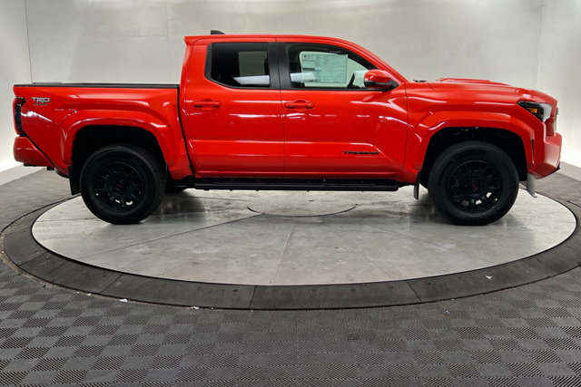 Vehicle image 4 of 24