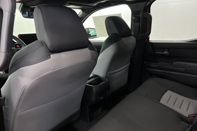 Vehicle image 19 of 24