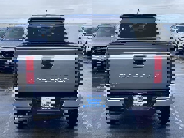Vehicle image 5 of 28