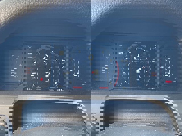 Vehicle image 26 of 28