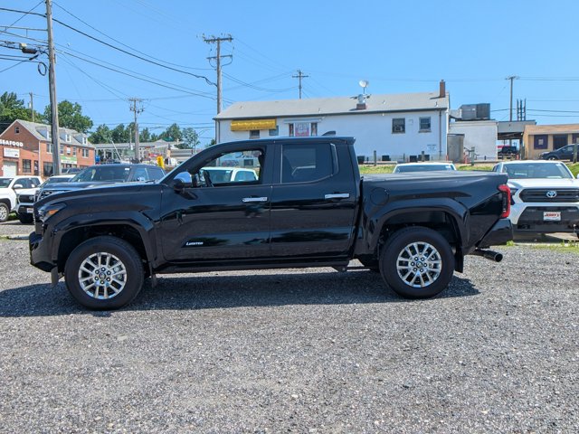 Vehicle image 9 of 34