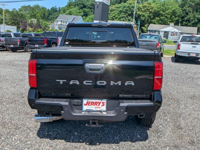 Vehicle image 7 of 34