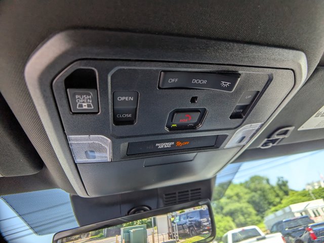 Vehicle image 34 of 34