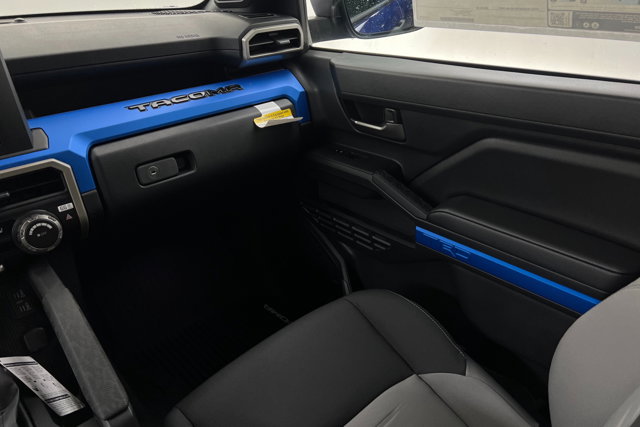 Vehicle image 10 of 24