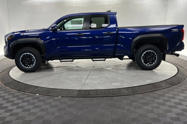 Vehicle image 8 of 24