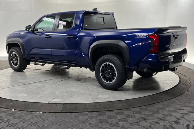 Vehicle image 7 of 24