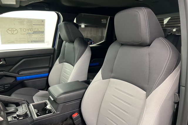 Vehicle image 16 of 24