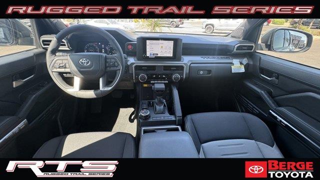 Vehicle image 14 of 26