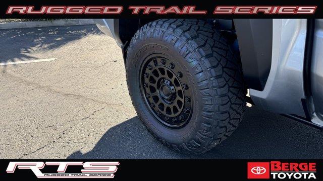 Vehicle image 10 of 26