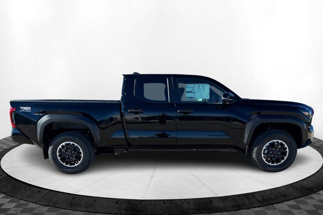 Vehicle image 4 of 24