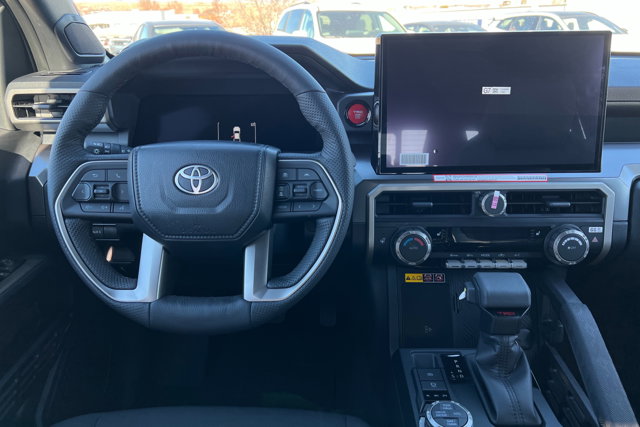 Vehicle image 12 of 24