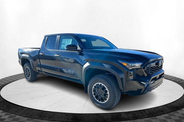 Vehicle image 3 of 24