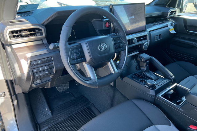 Vehicle image 15 of 24