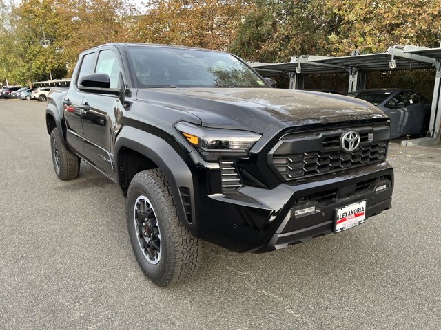 Vehicle image 4 of 10