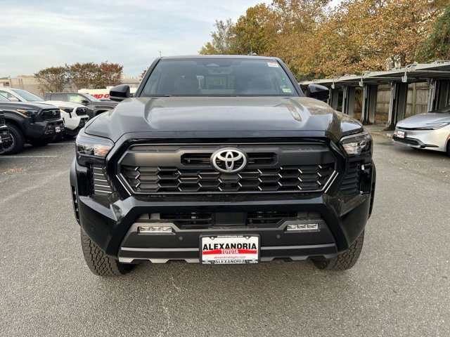 Vehicle image 3 of 10