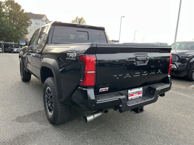 Vehicle image 5 of 10