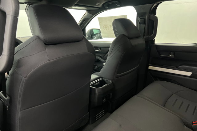 Vehicle image 19 of 24