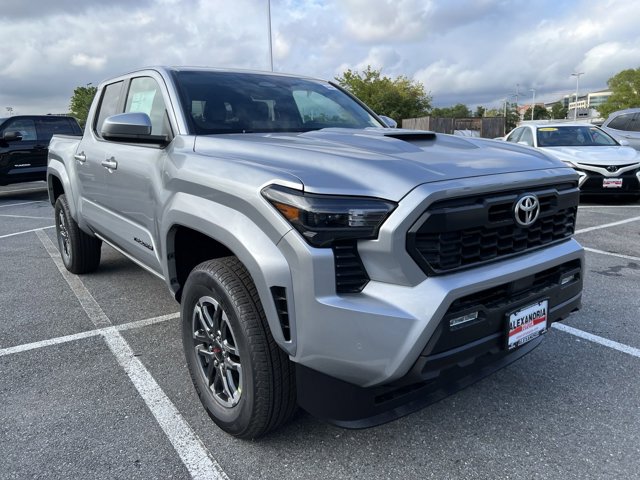 Vehicle image 3 of 10