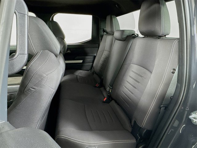 Vehicle image 15 of 19