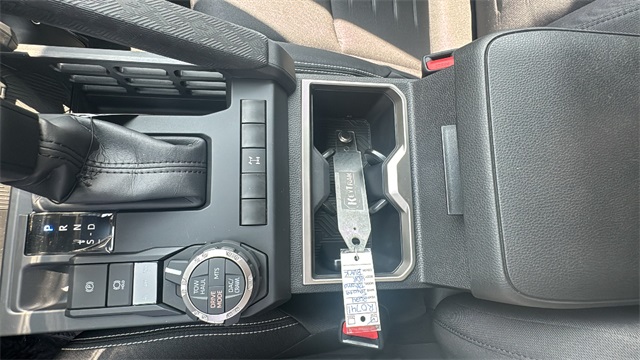 Vehicle image 20 of 43