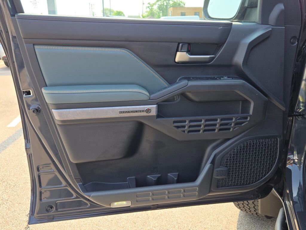 2024 Toyota Tacoma 4WD Trailhunter Hybrid Image 21 of 34