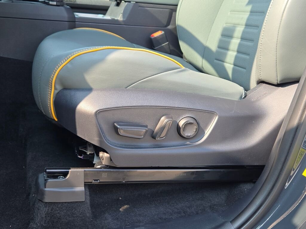 2024 Toyota Tacoma 4WD Trailhunter Hybrid Image 30 of 34