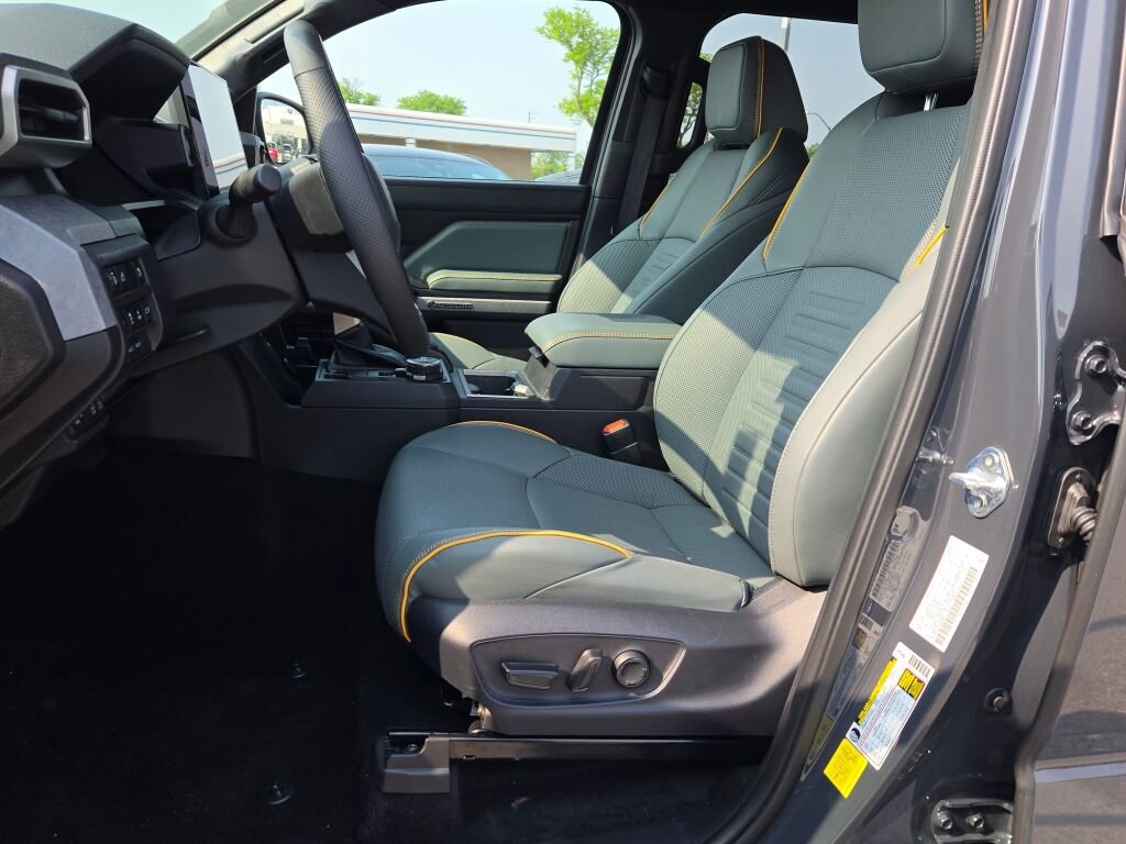 2024 Toyota Tacoma 4WD Trailhunter Hybrid Image 11 of 34