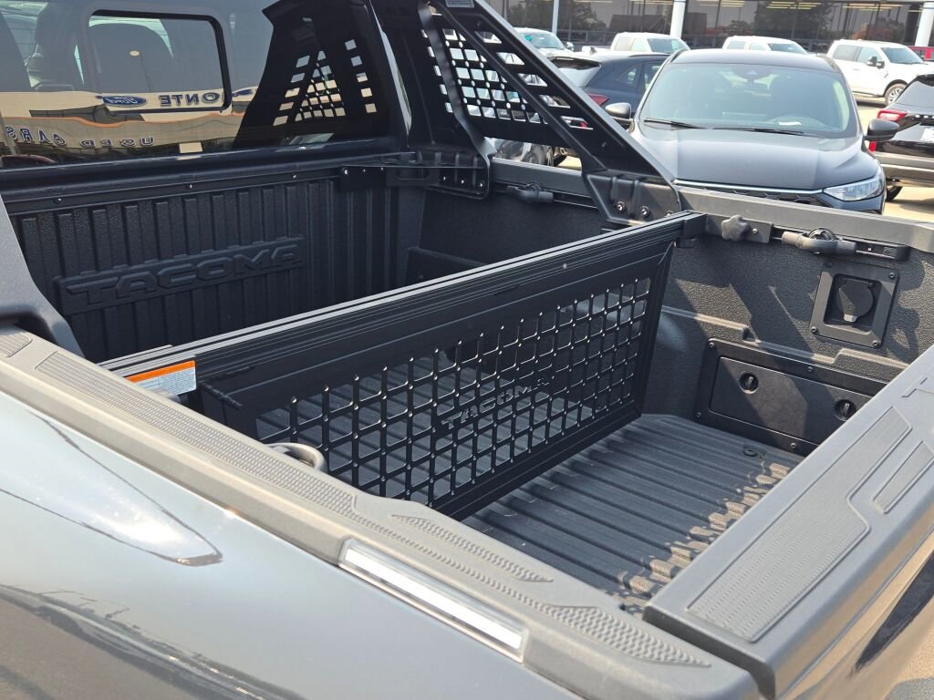 2024 Toyota Tacoma 4WD Trailhunter Hybrid Image 8 of 34