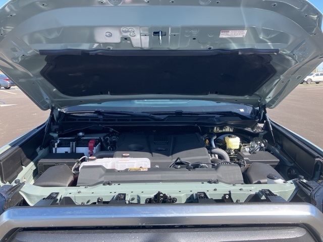 2024 Toyota Tundra Limited Image 10 of 30