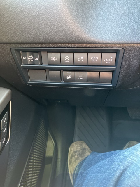 2024 Toyota Tundra Limited Image 25 of 30