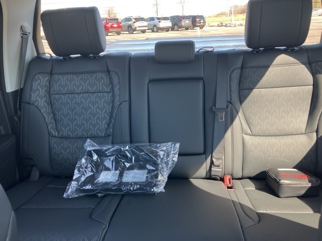 2024 Toyota Tundra Limited Image 19 of 30