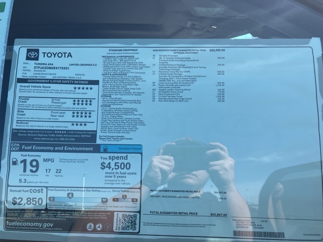 2024 Toyota Tundra Limited Image 17 of 30