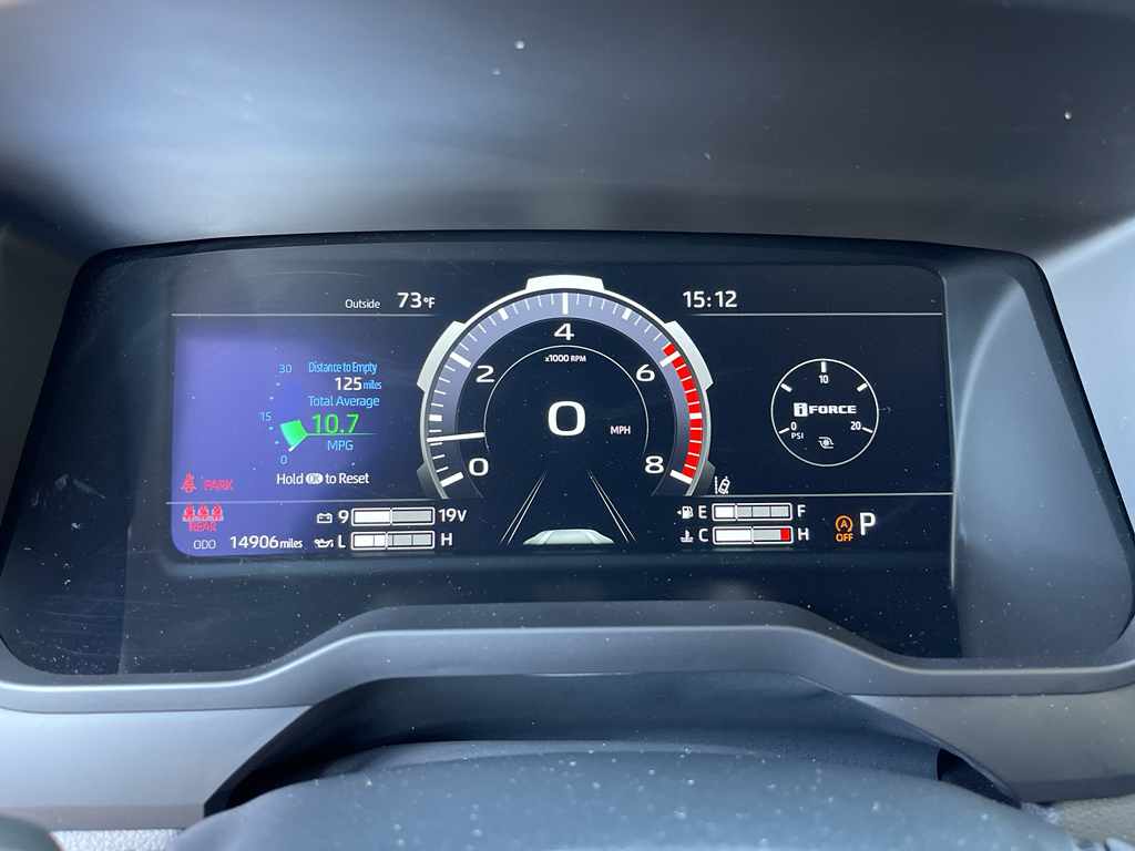 Vehicle image 9 of 25