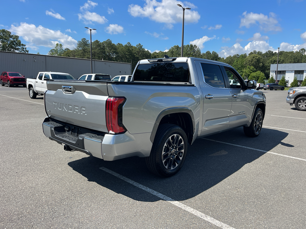 Vehicle image 5 of 25